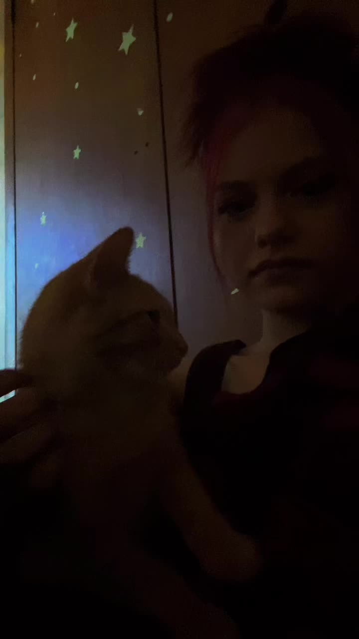 @<3