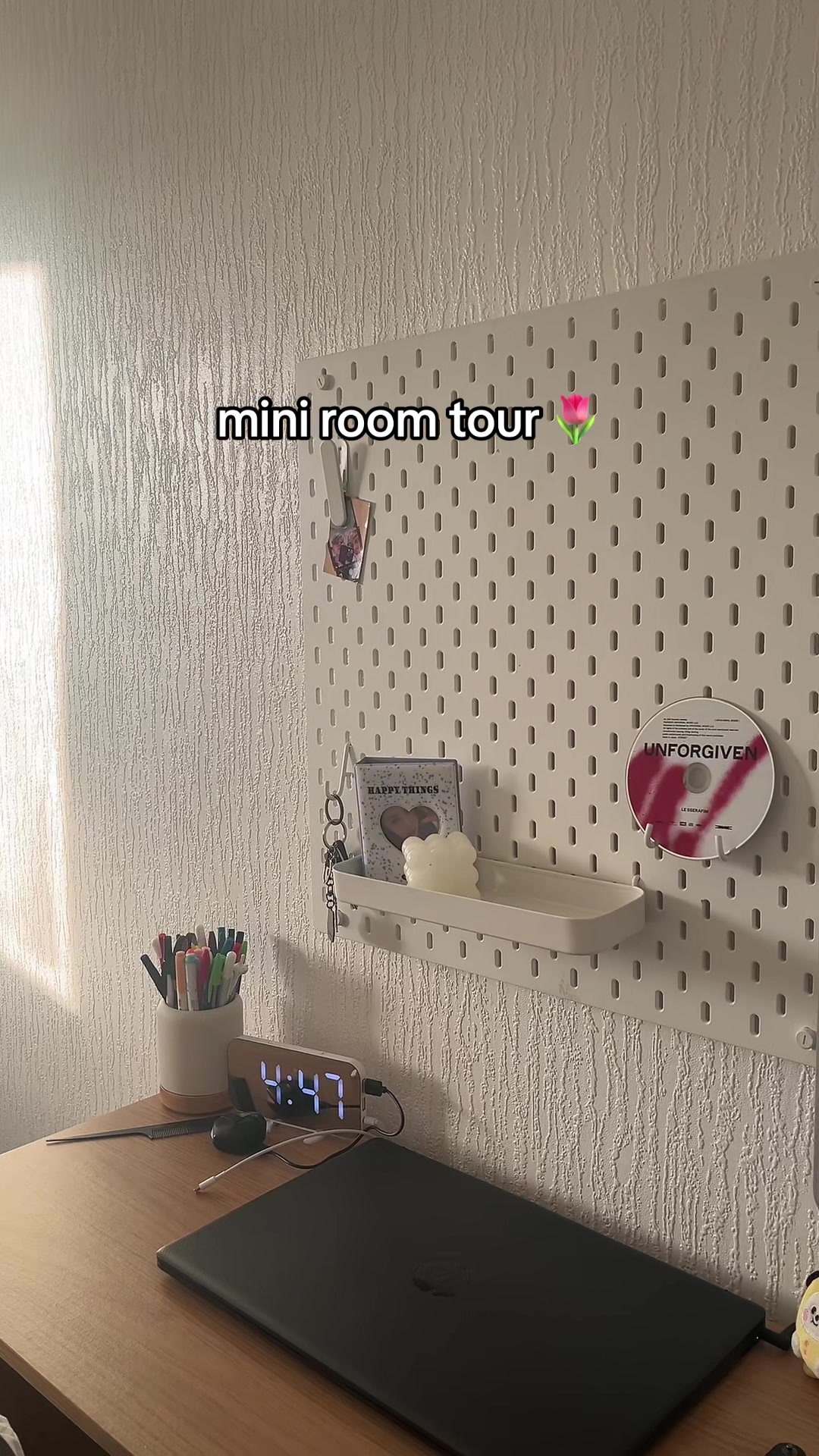 @-R-