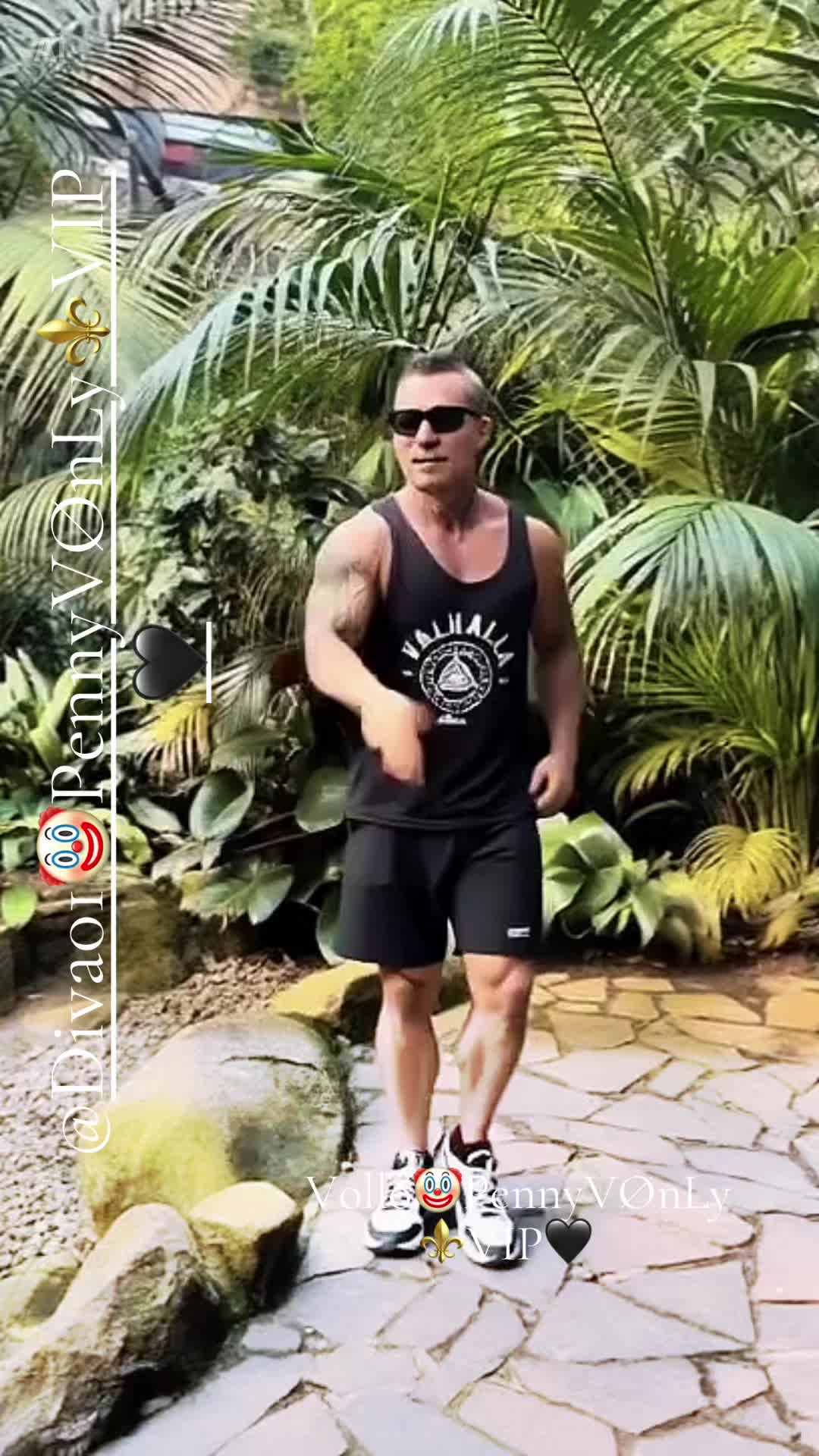 @Vollo🤡PennyVØnLy⚜️VIP🖤