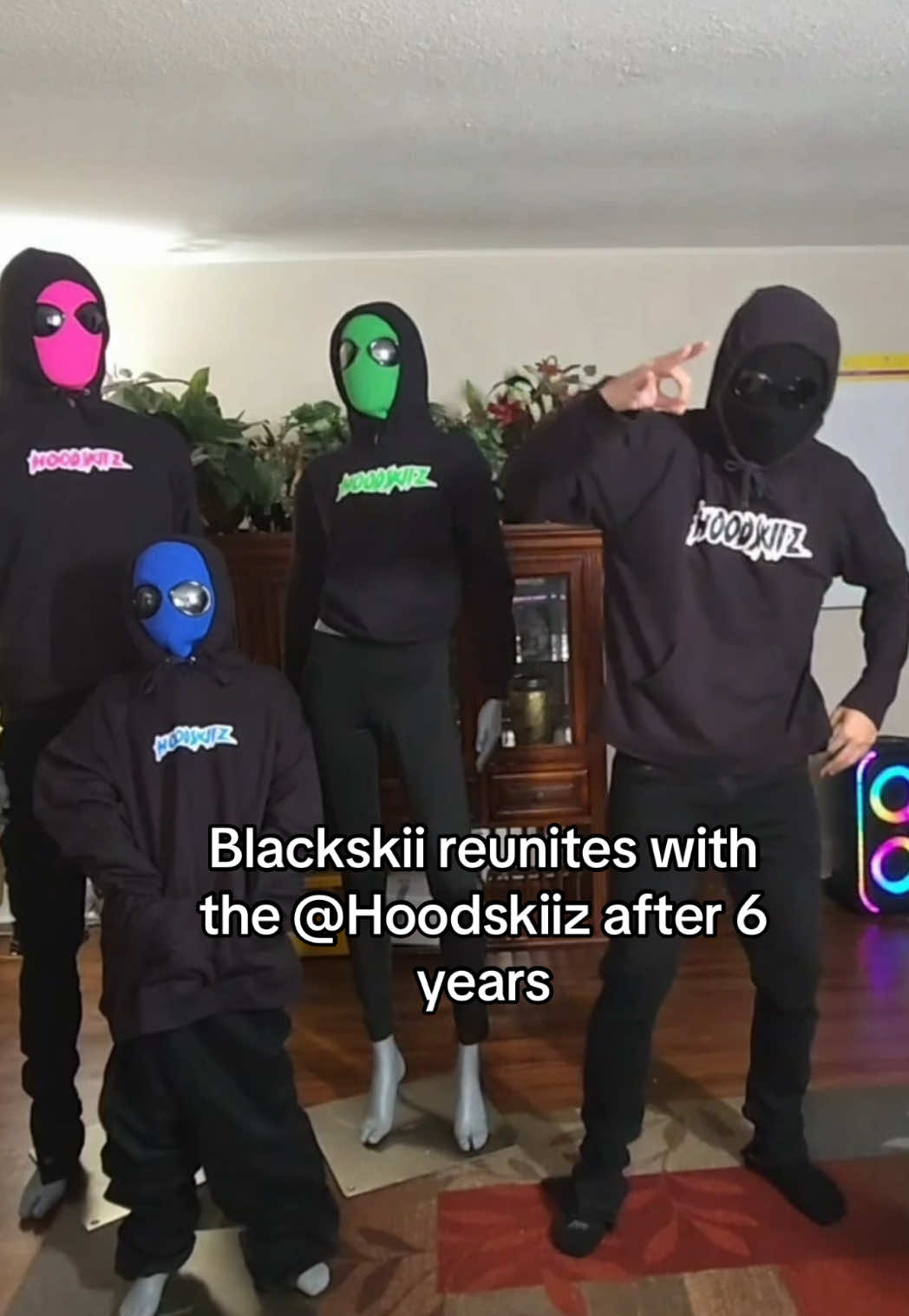 @HoodSkiiz