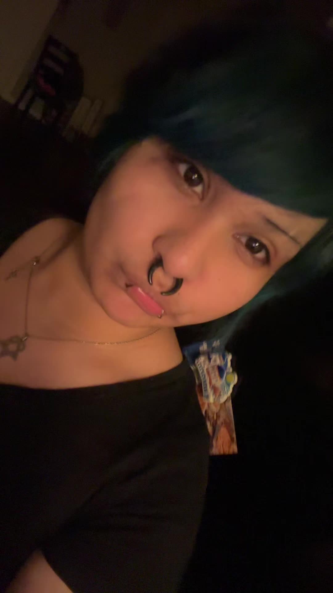 @𝔞𝔡𝔯𝔦𝔢𝔫𝔫𝔢