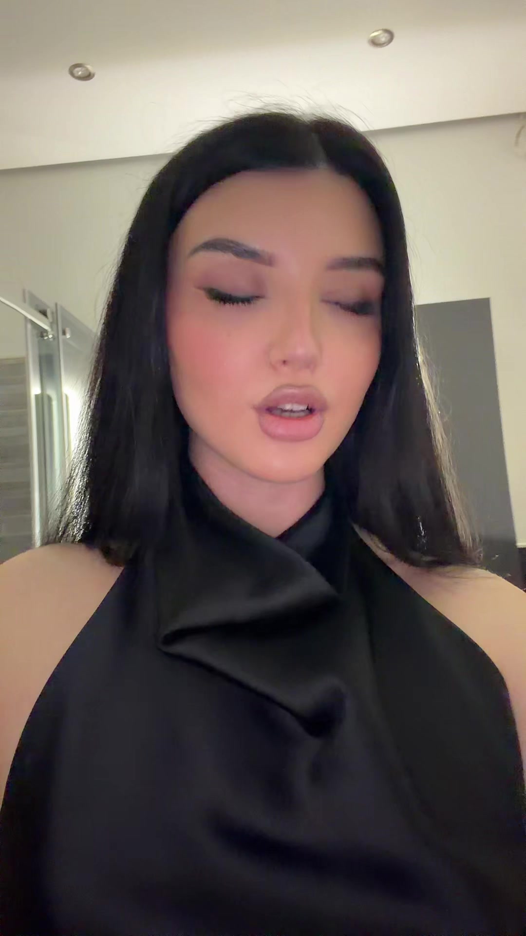 @🧿