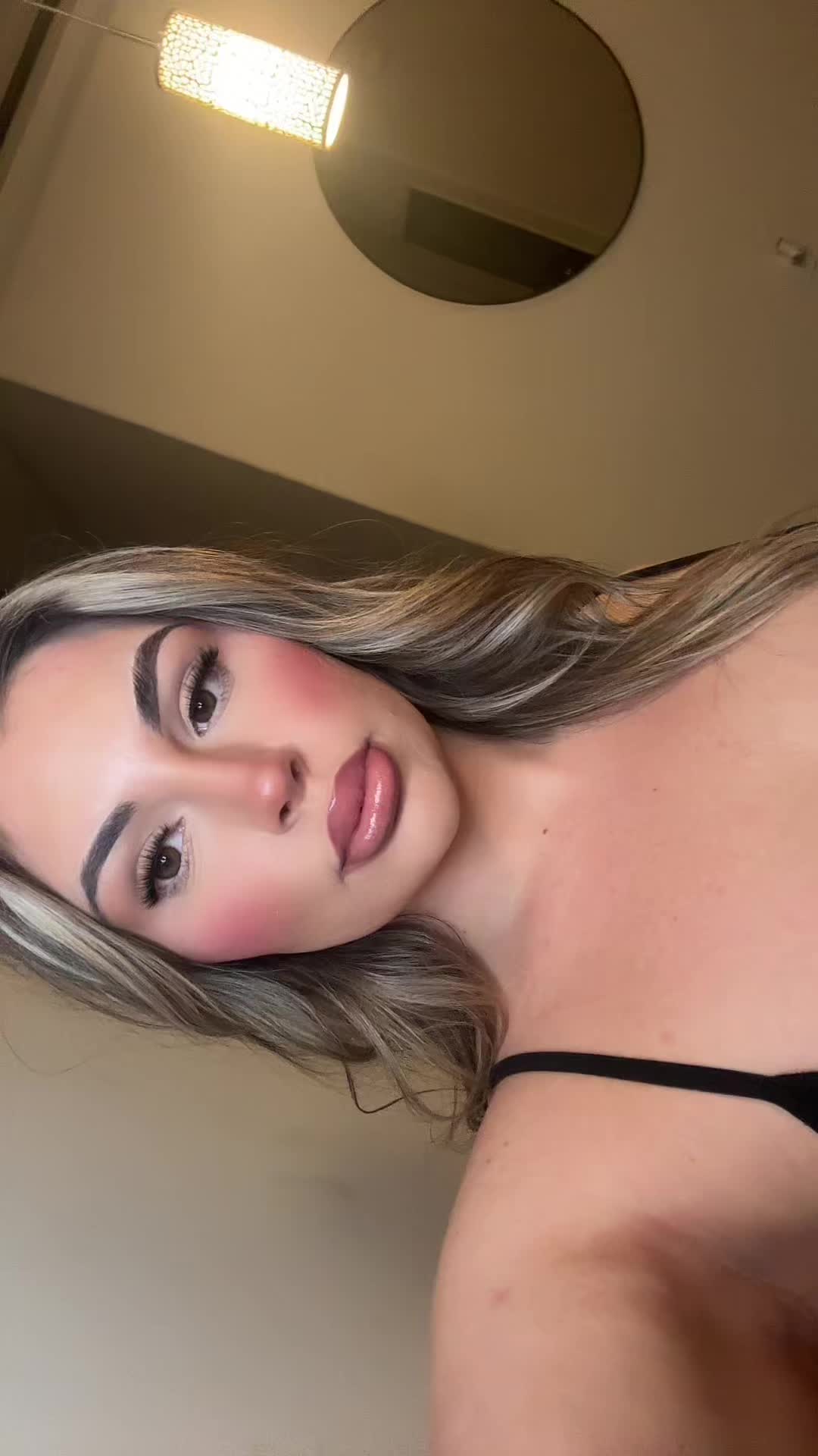 @Ashley🍒