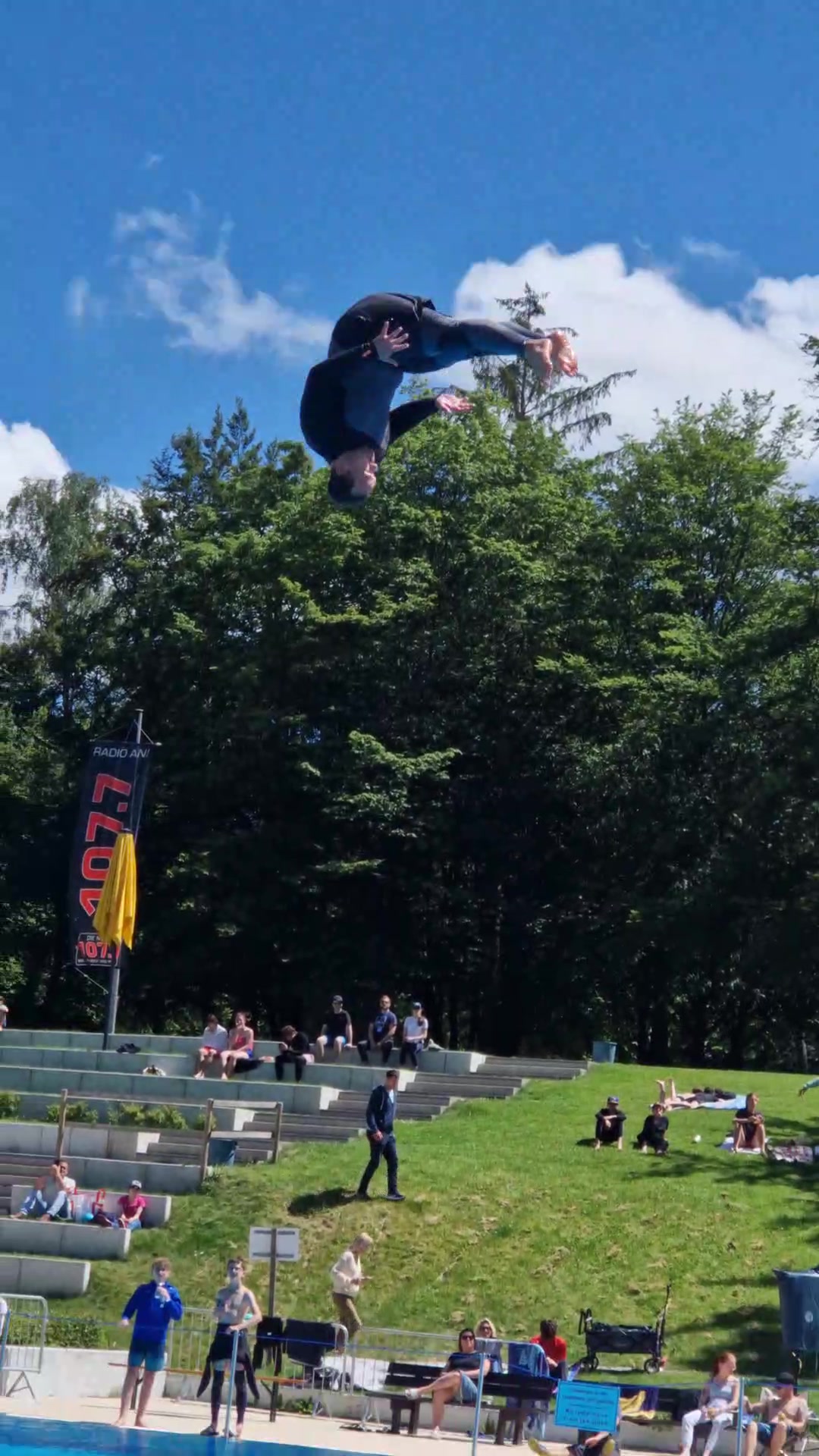 @HANDL_DIVING