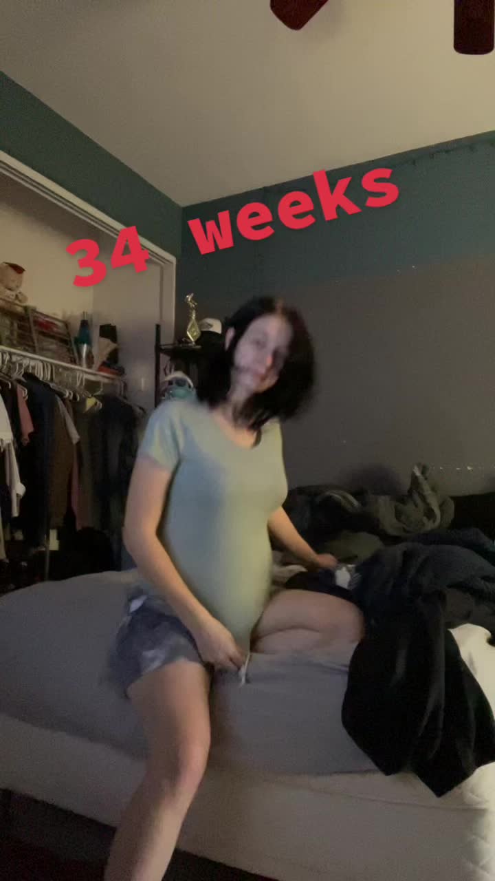 @LizzieG