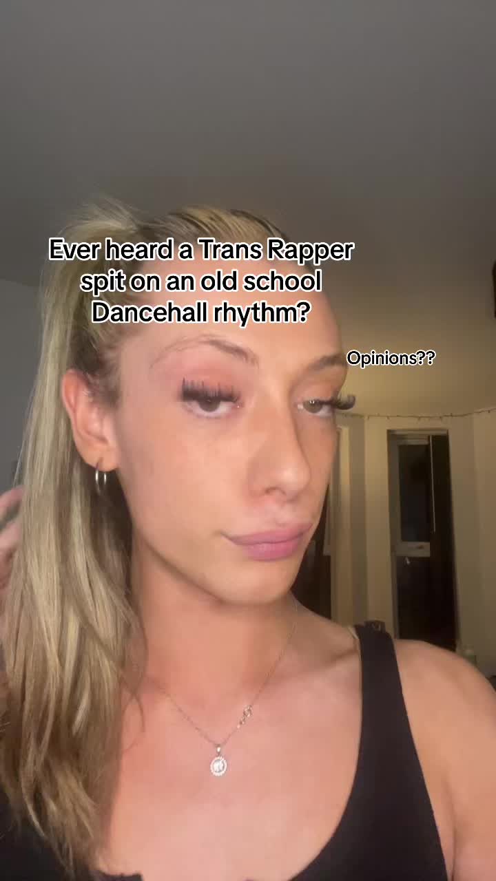 @itsLIA