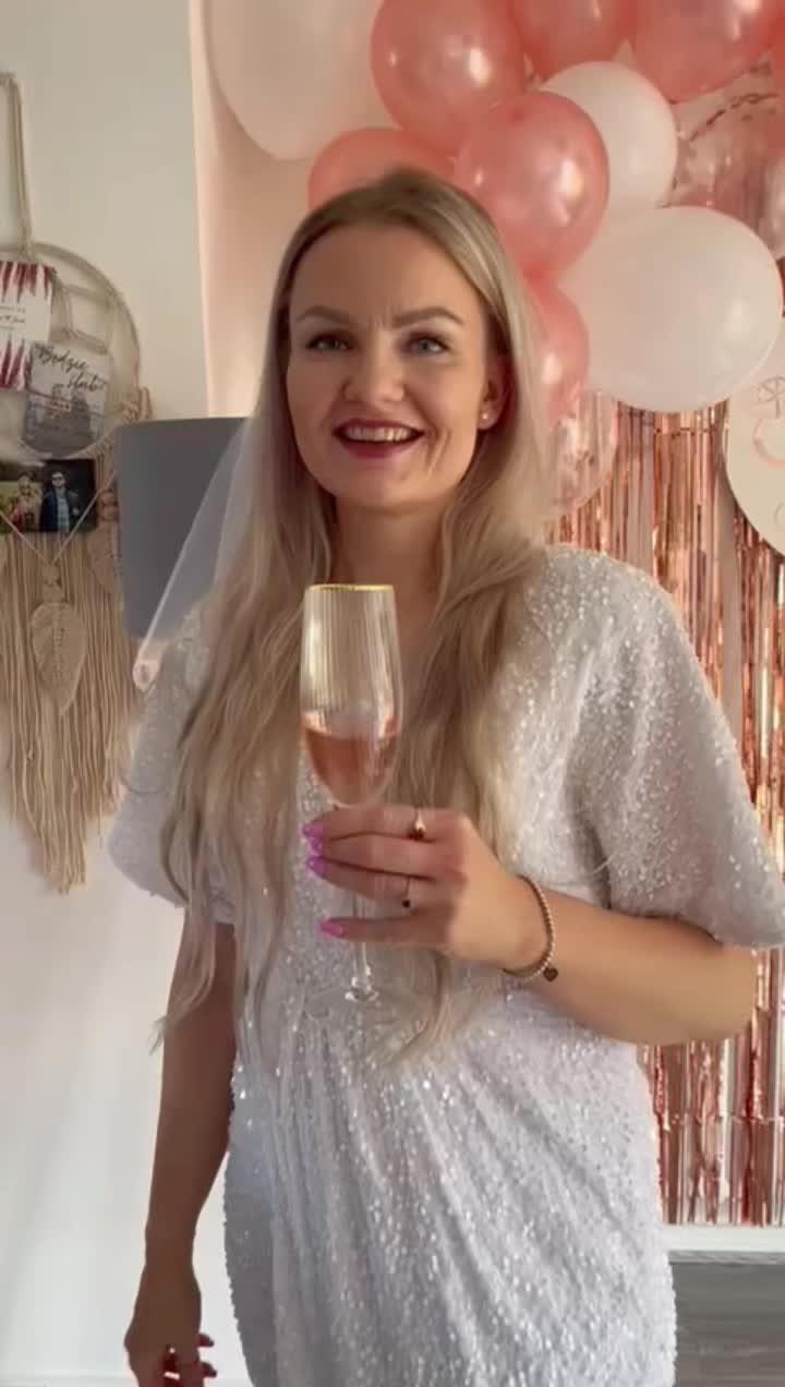 @JustynA