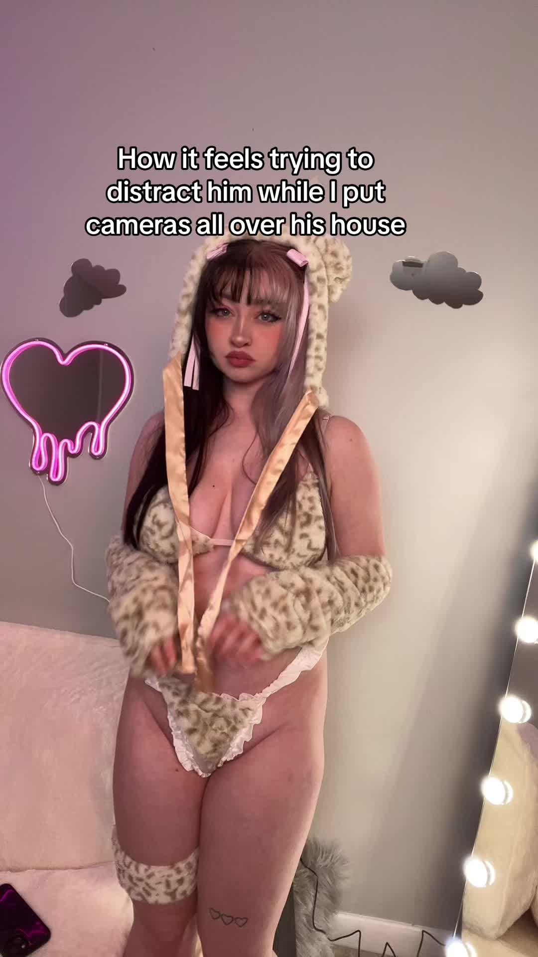 @Xxx