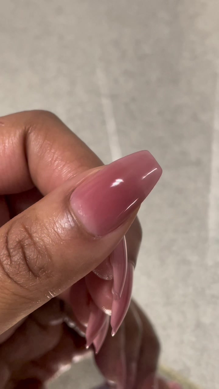 @Senaibeauty