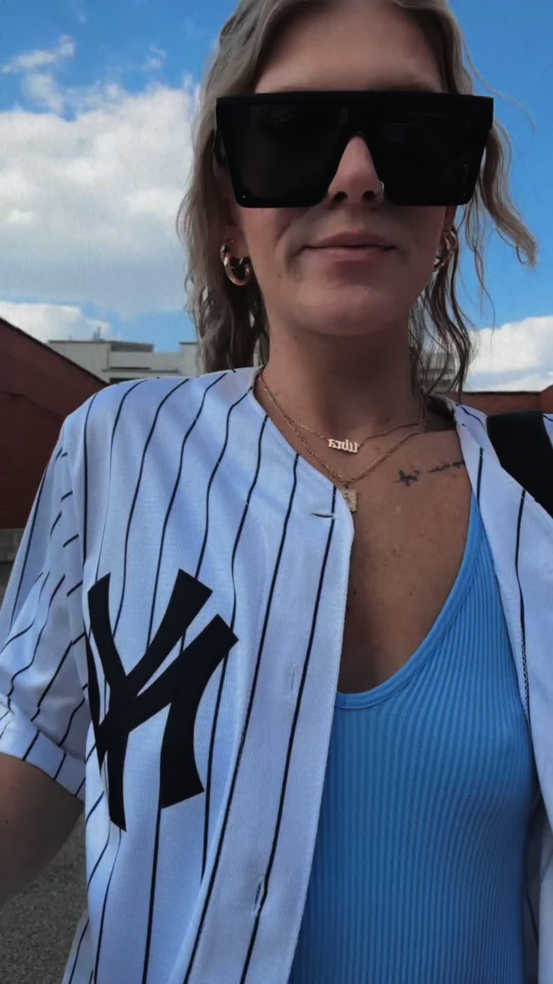 @Veyyy