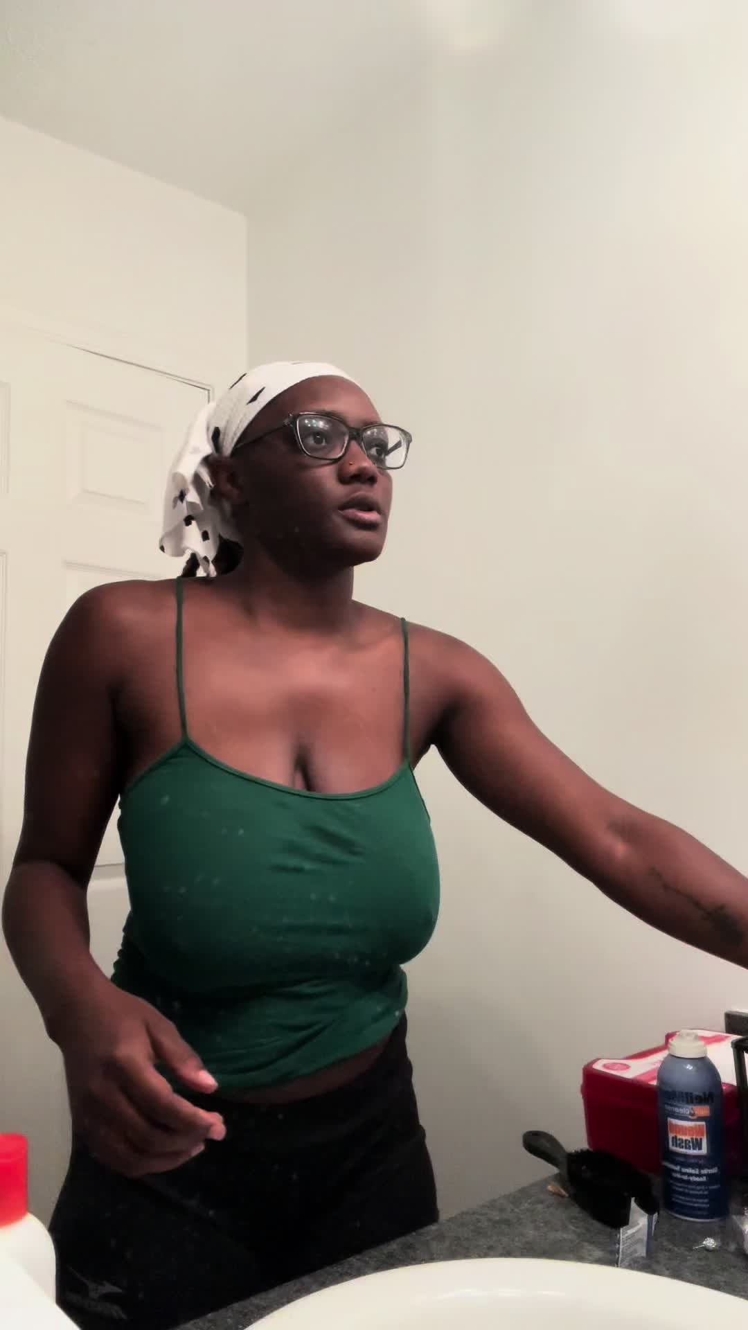 @YT : SIMPLLYDEE