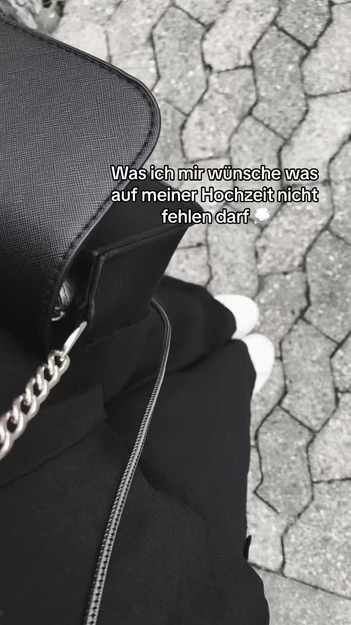 @....