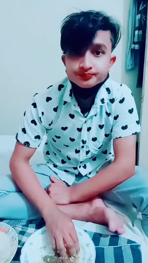 @𝐄 𝐦 𝐎 𝐧 ツ