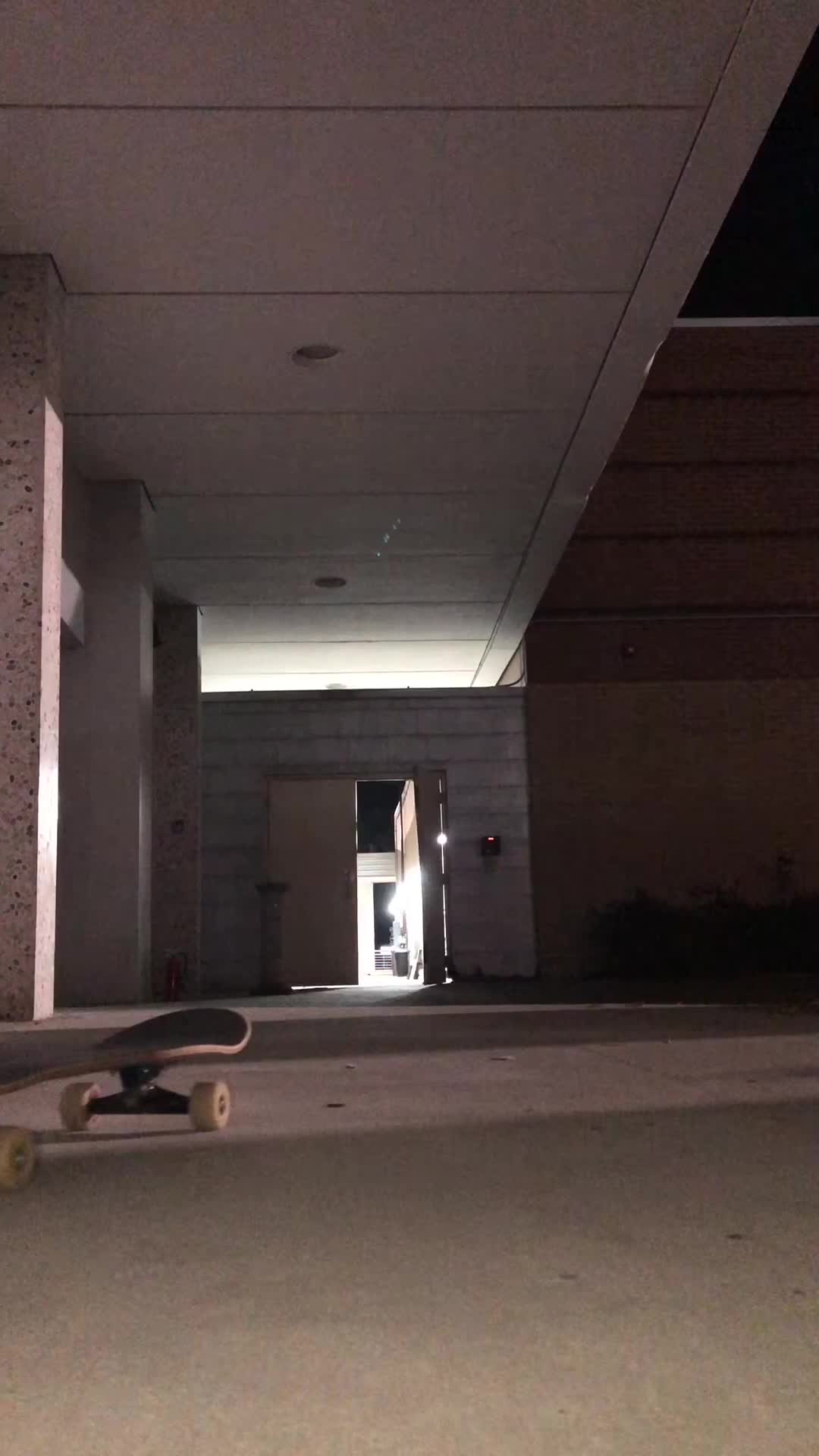 @T