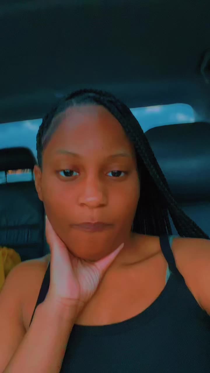 @jhaniyaaaa