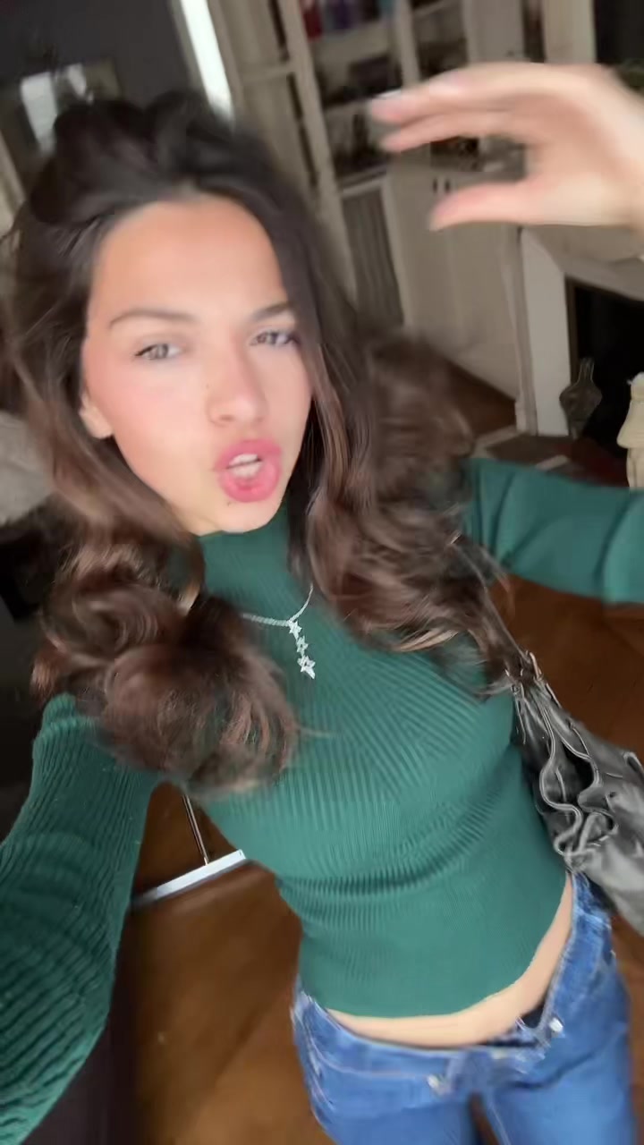 @louisecrn