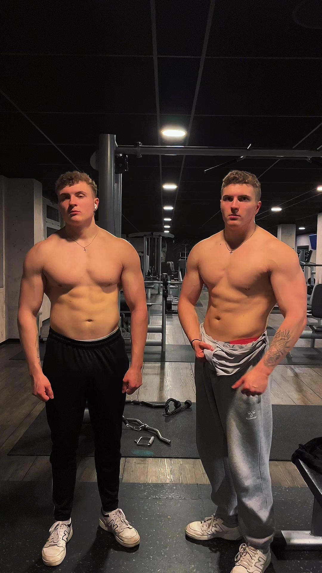 @Aesthetic Twins