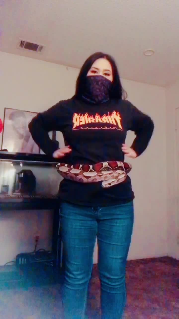 @_your_favorite_loser