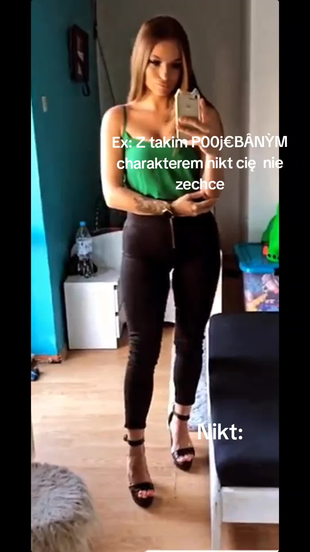 @Brave_Brunette 👑