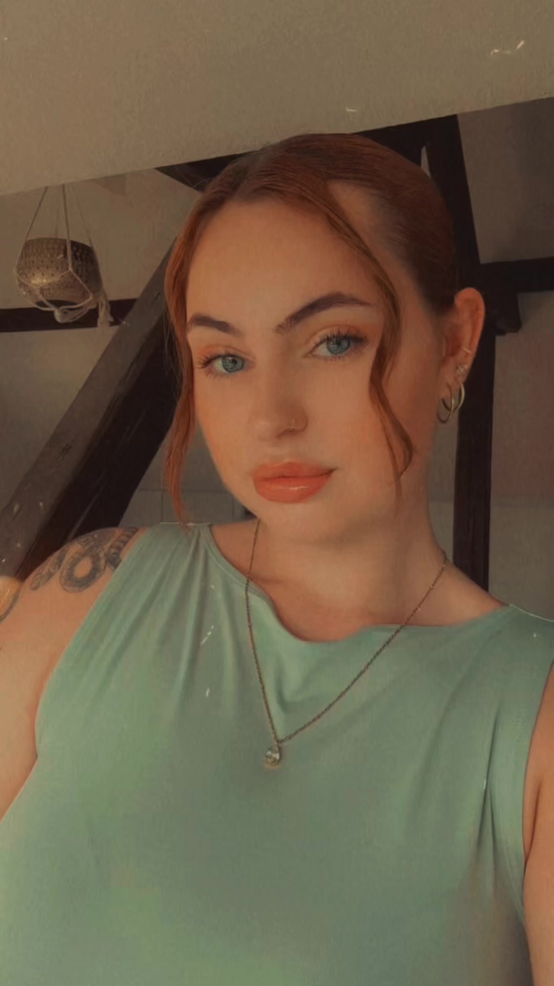 @t