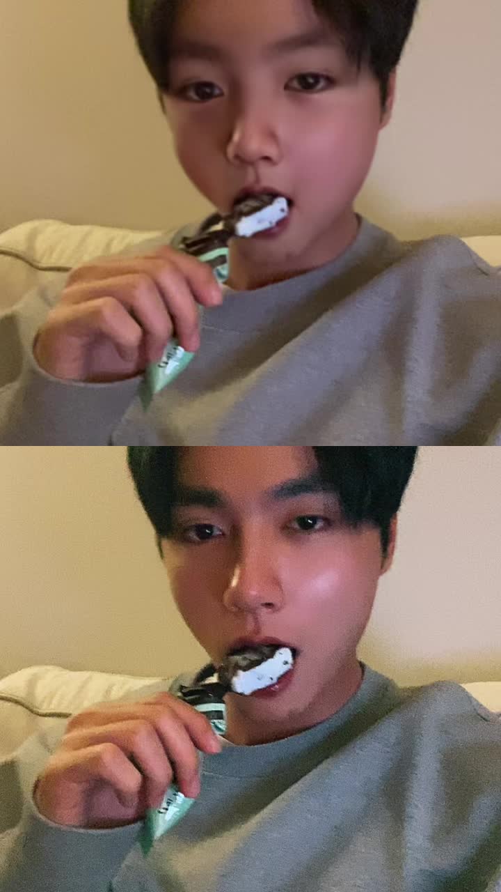 @Yeonwoo