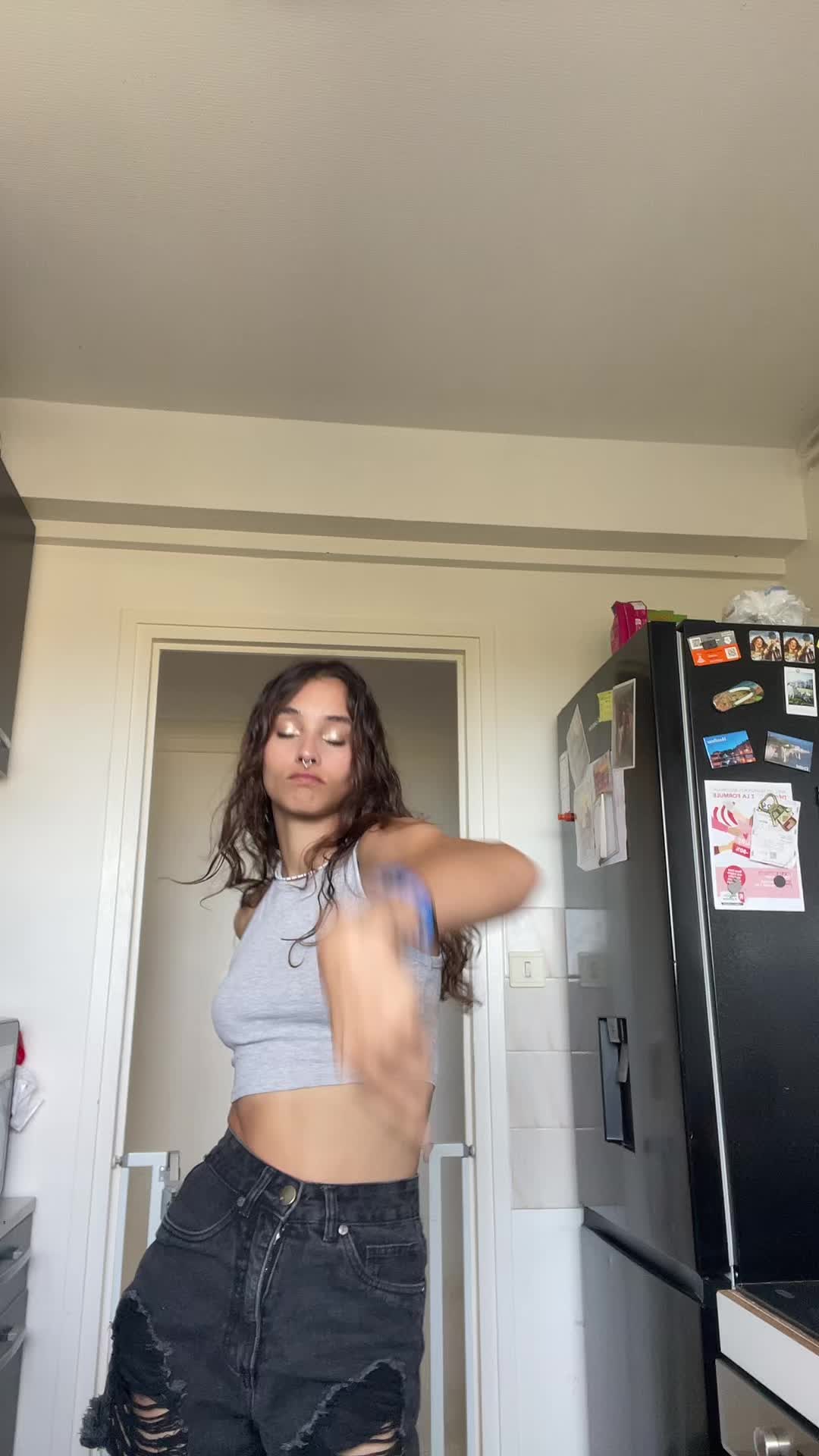 @May_☺️