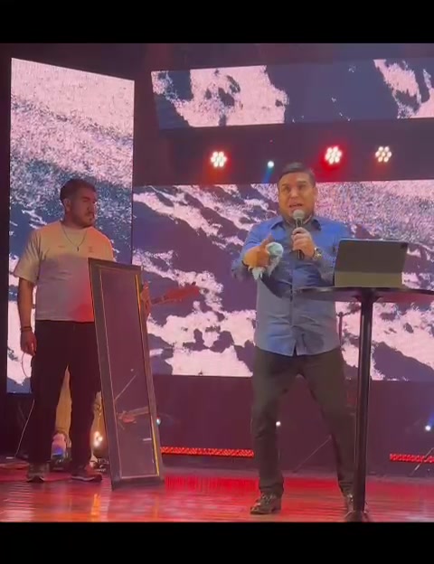 @Pastor Berny M&aacute;rquez