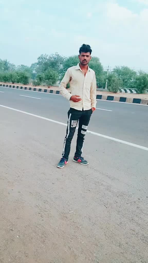 @user1764972290402