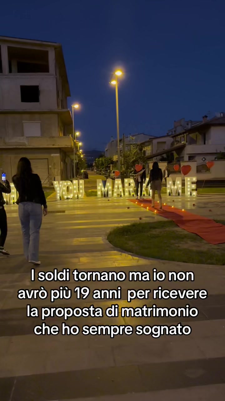 @Silvia🖤