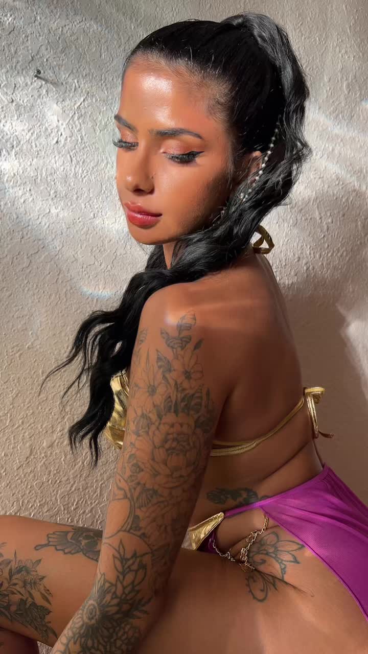 @slaysheslays