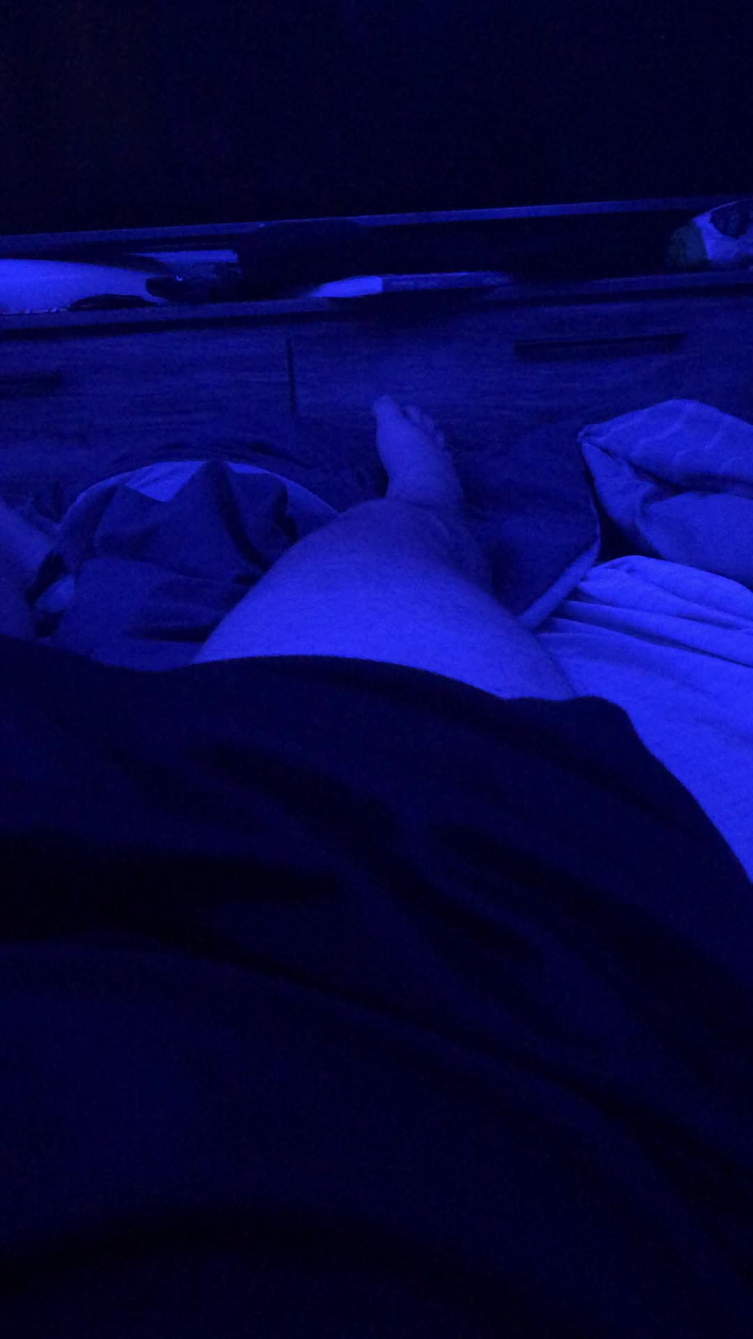 @M̾a̾n̾g̾o̾