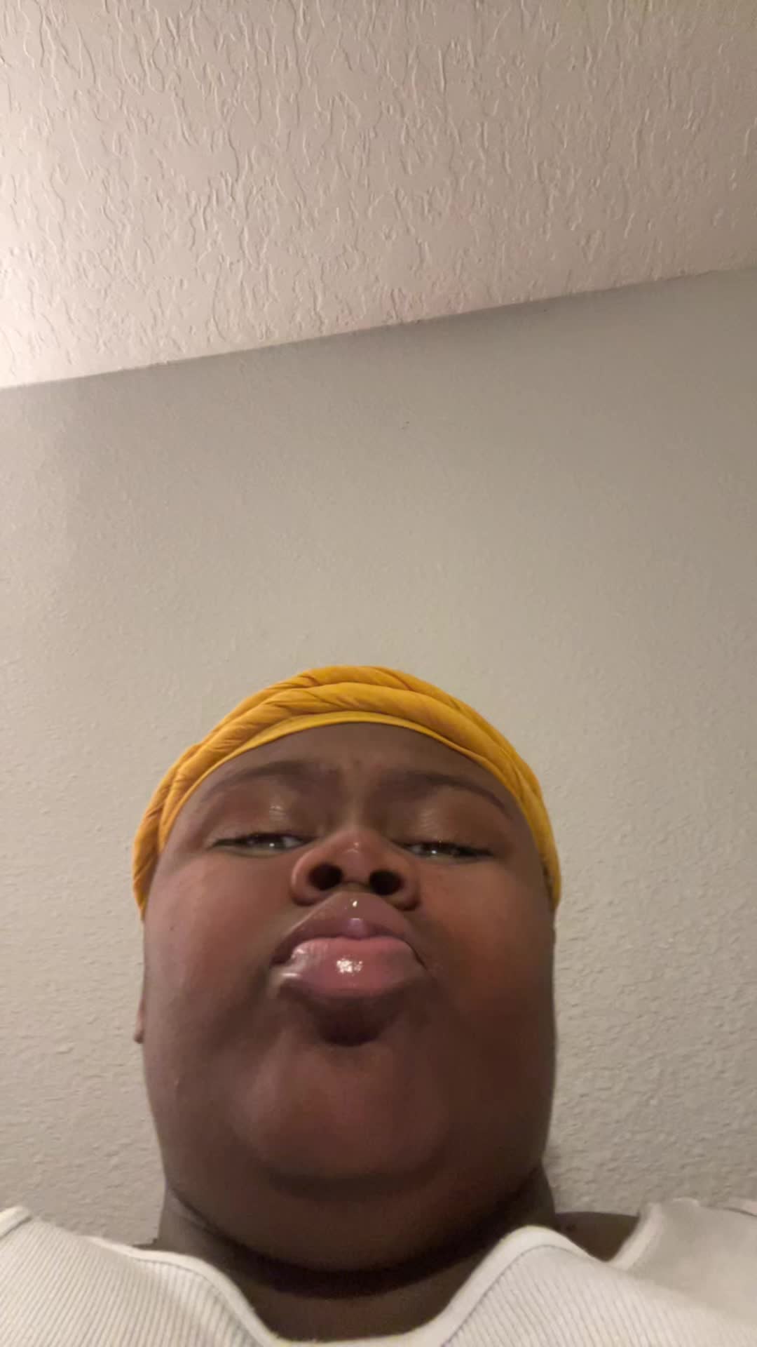 @Slut4haitians🇭🇹