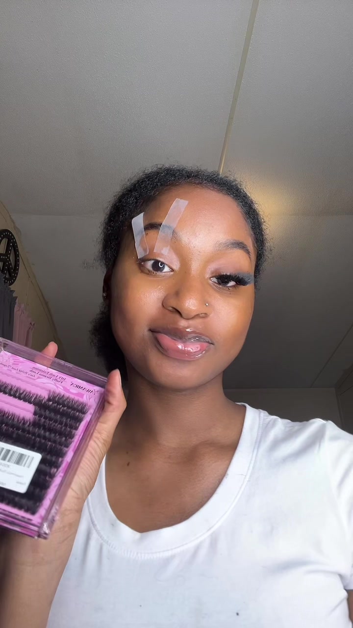 @jdollz_