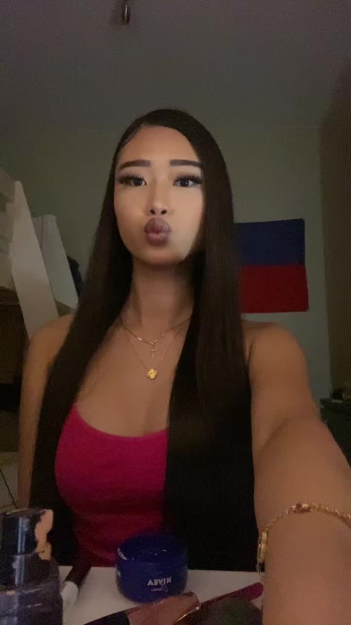 @𝐓𝐫𝐢𝐬𝐡💋