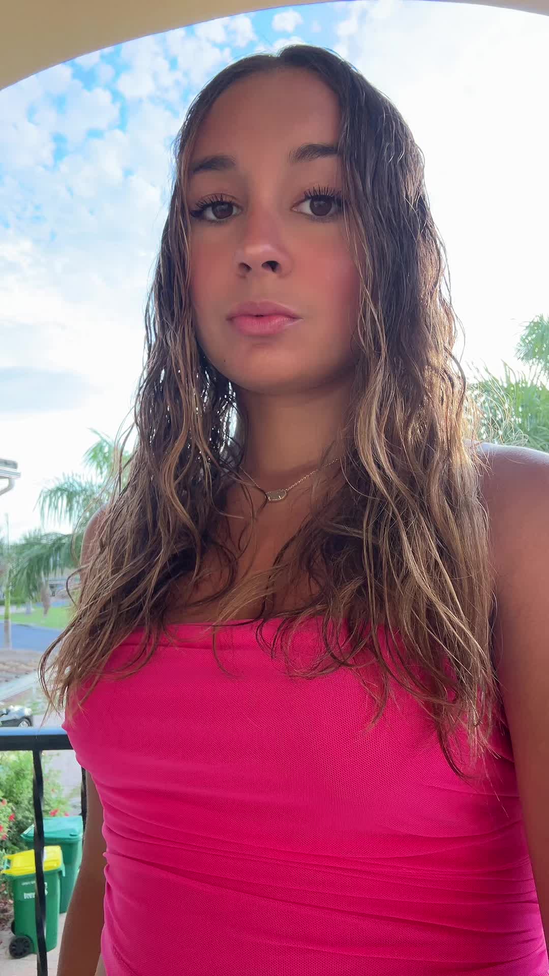 @ava m