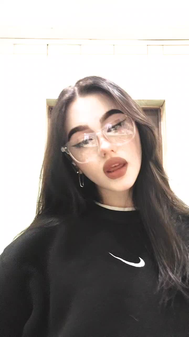 @Лизонька