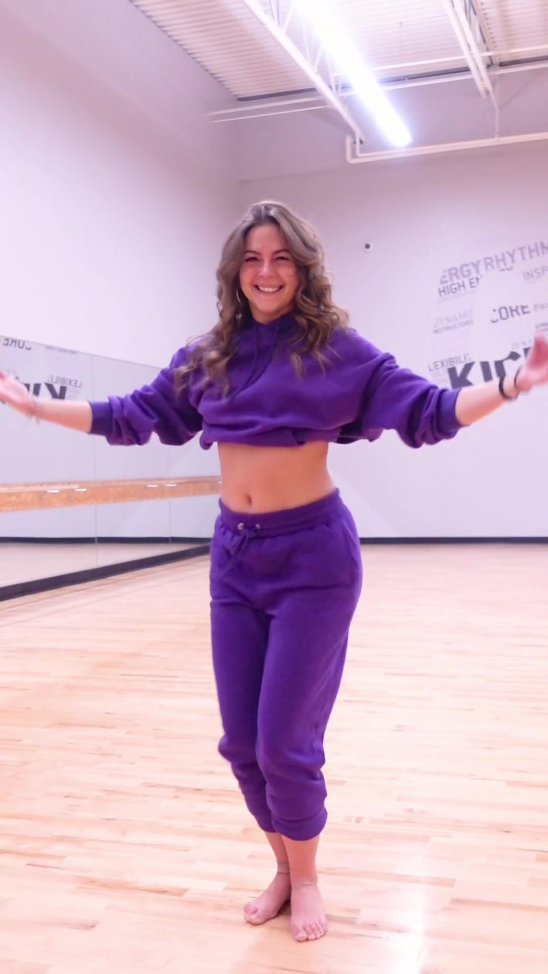 @victoriateel