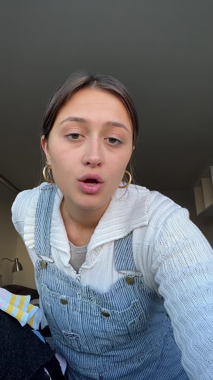 @Ella