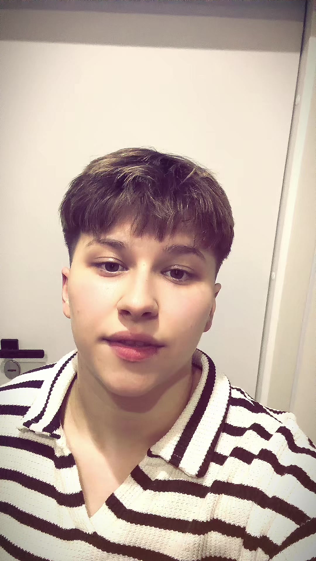@˞˞