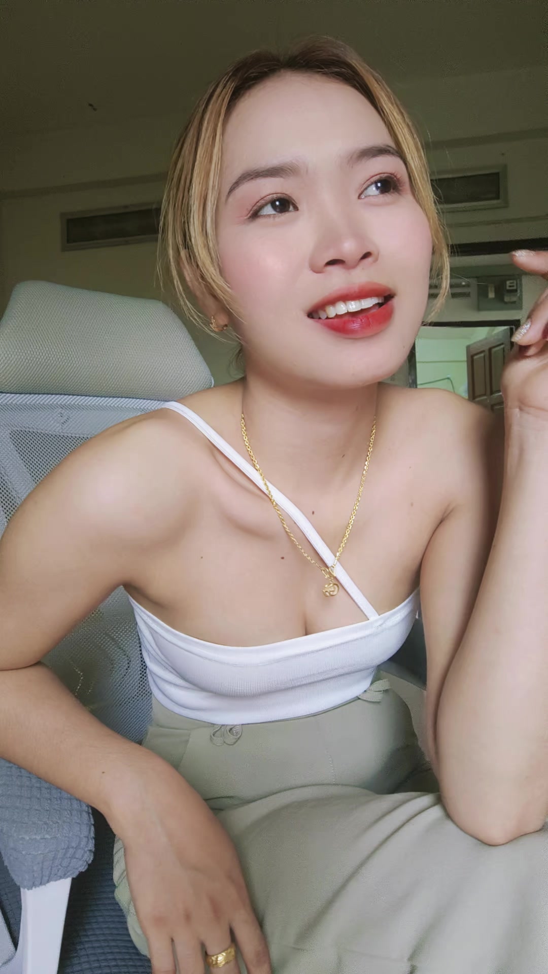 @♥️ສາວ ແຫຼ້ ບ້ານນາ🥰🏡