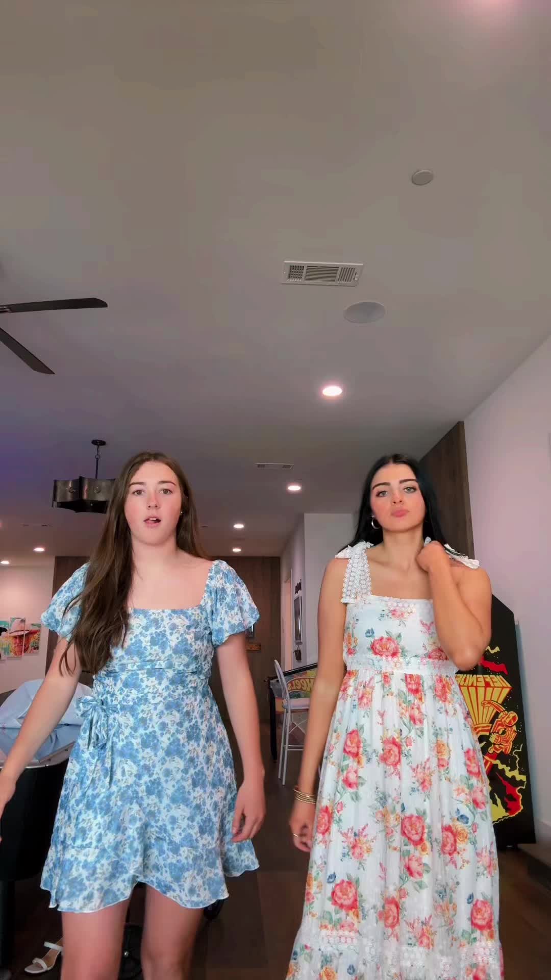 @Adrienne🤎🦆