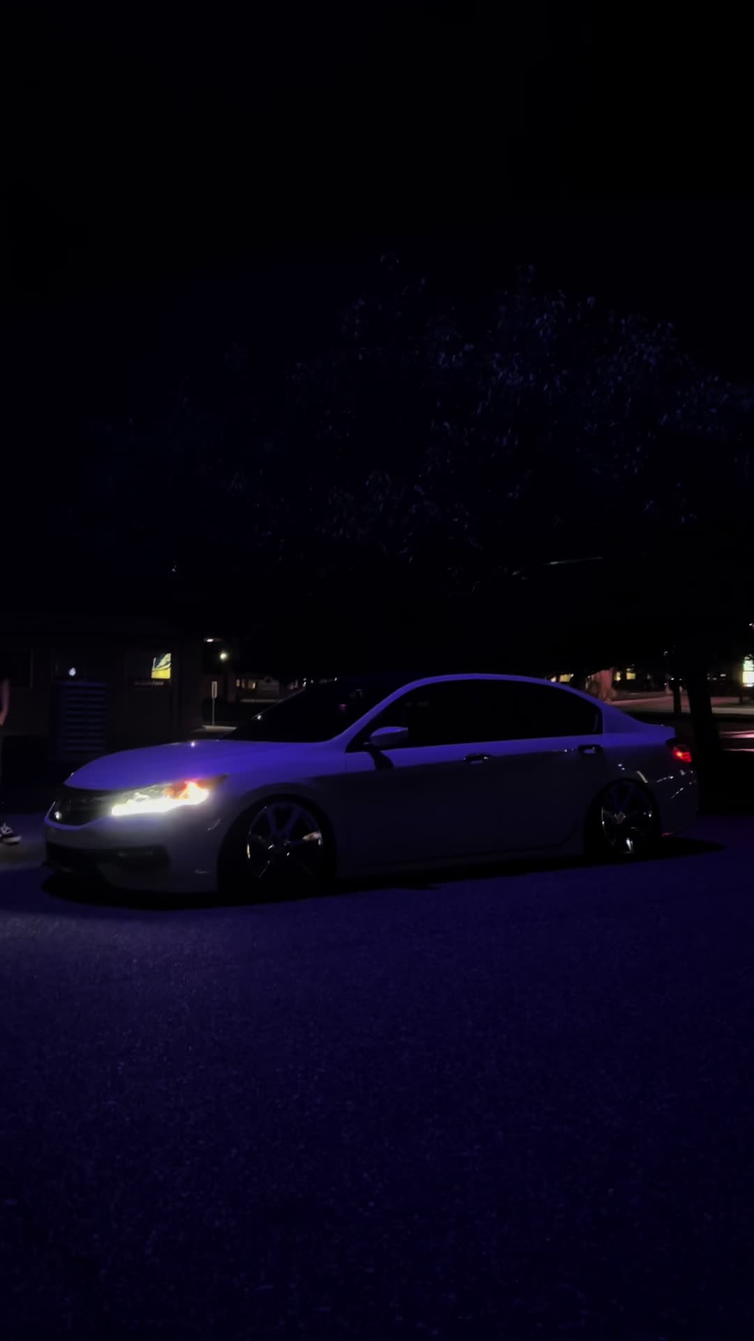 @laylow.edgar