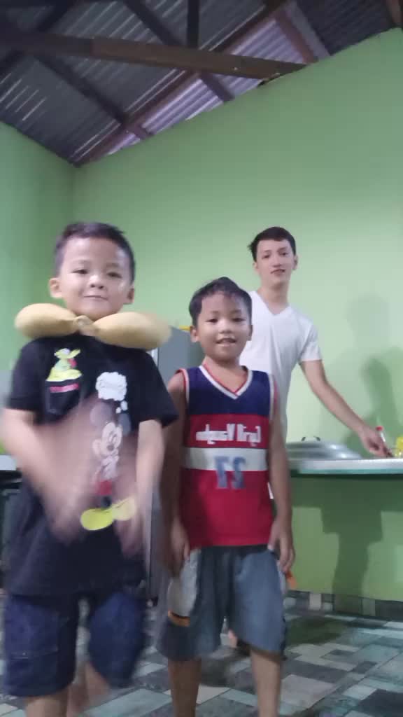 @Tita Cory