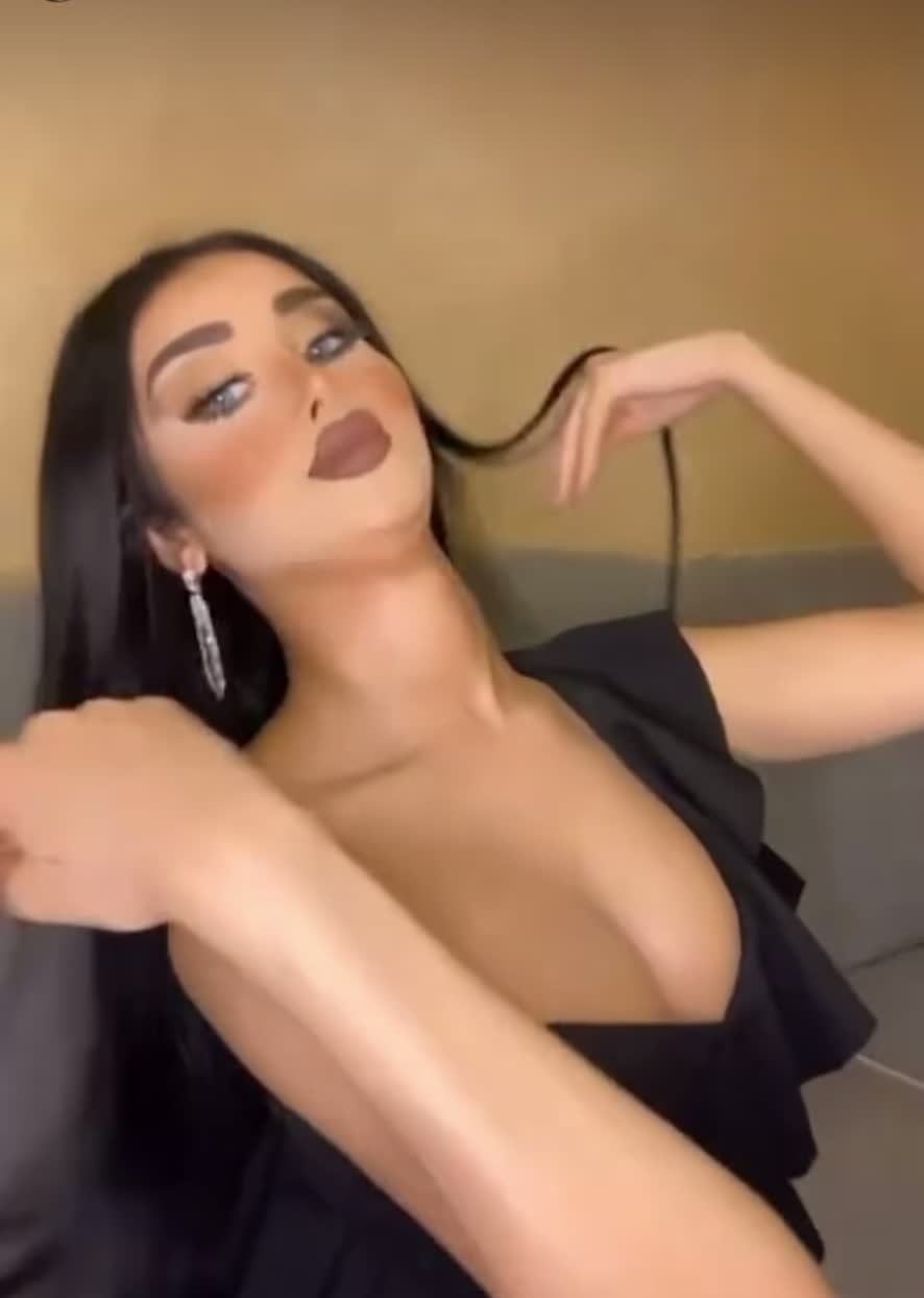 @donia_somrani