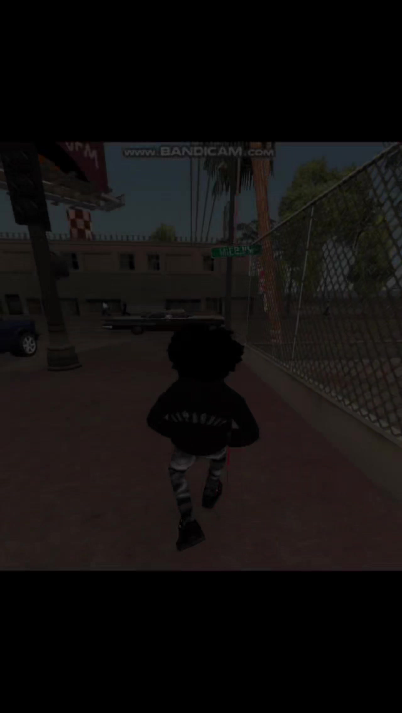 @CrazyInMotion🩸