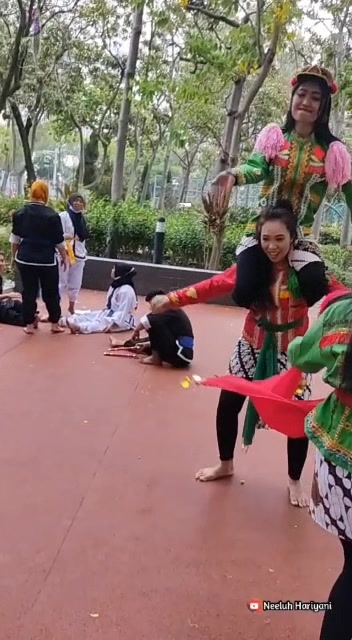 @Neeluh Hariyani003