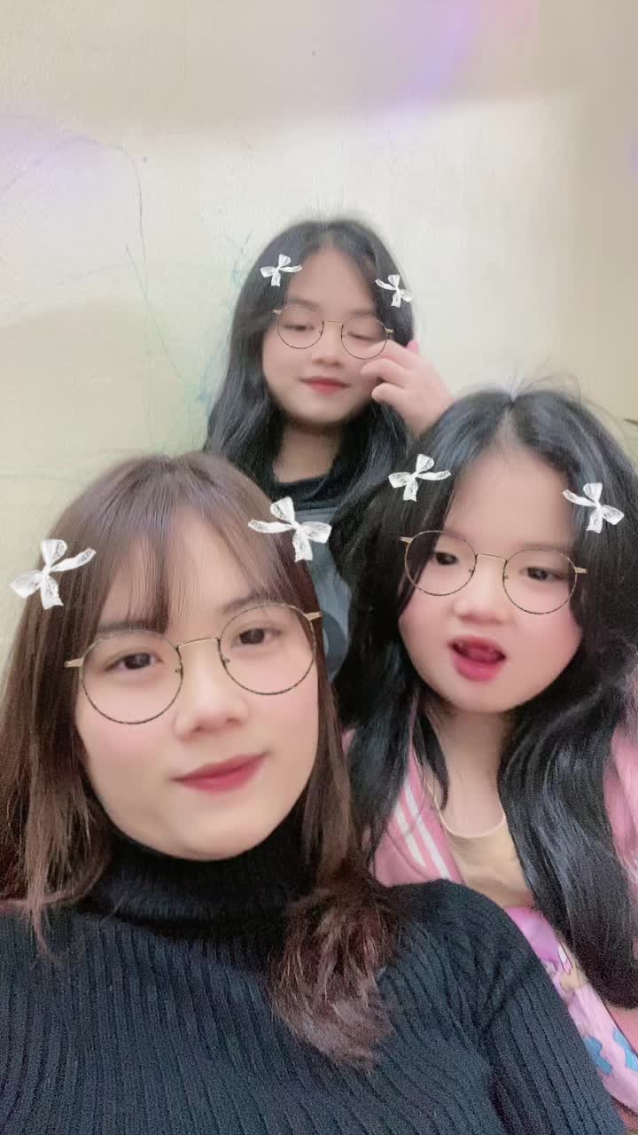 @Váy bầu mẹ Còi