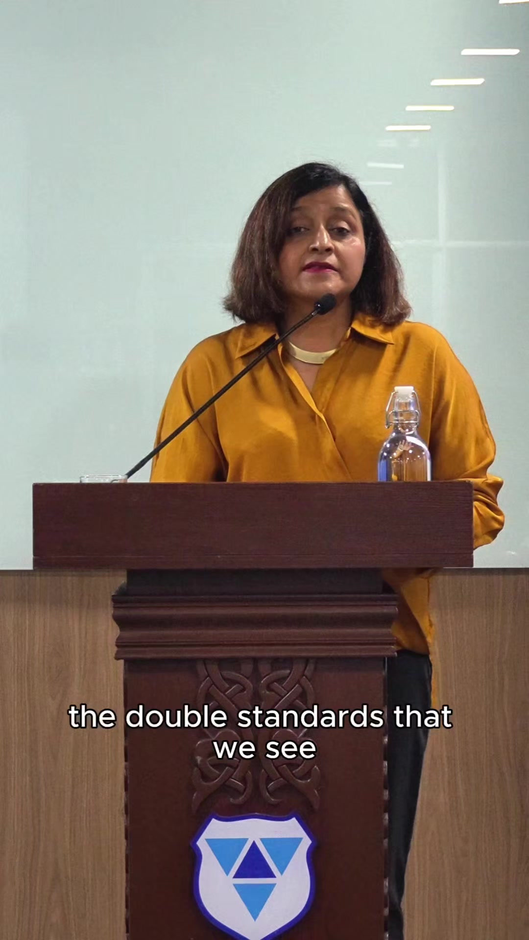 @Dunya Maumoon