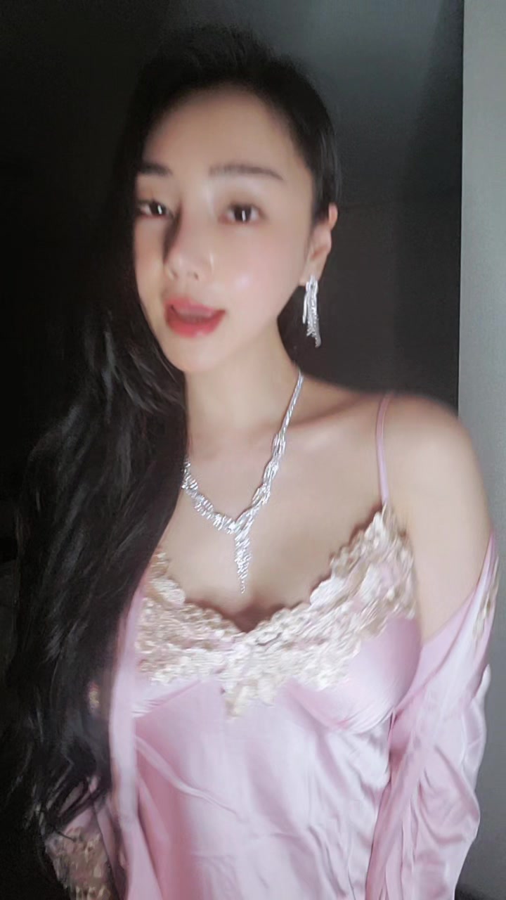 @yejixoxo