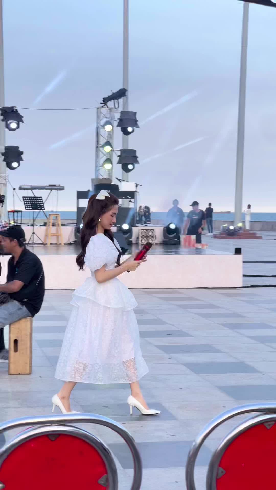 @Nh&agrave; Kiến